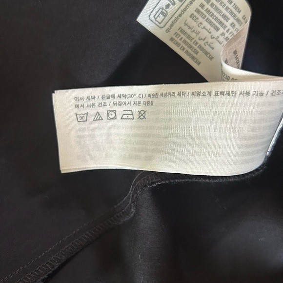 Abercrombie & Fitch Black Long-Sleeve Satin Collared Shirt Dress Size XL Midi - Picture 10 of 11